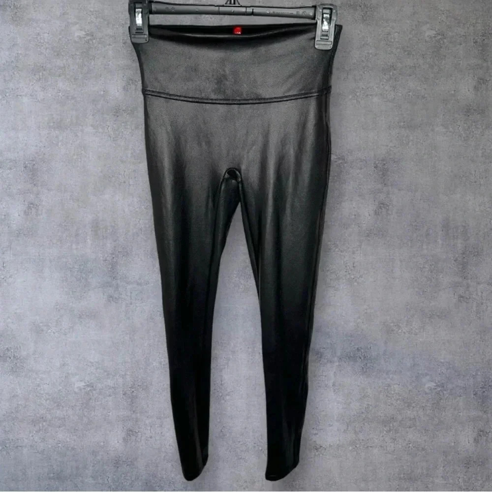 Spanx‎ Faux Leather Leggings size Small Slimming Stretch Shaping Sexy Clubbing
